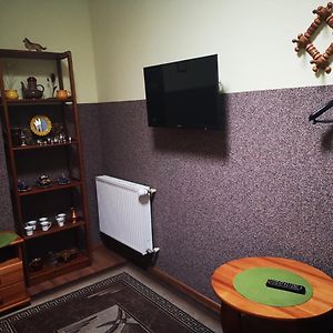 Pokój z łóżkiem king-size
